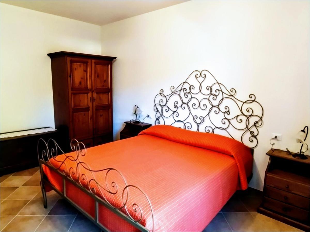 Agriturismo La Vite Maritata ปิเอตราซานตา ภายนอก รูปภาพ